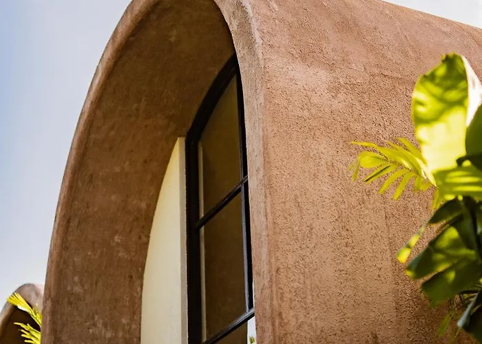 Bedouin Loft Pererenan Villa *